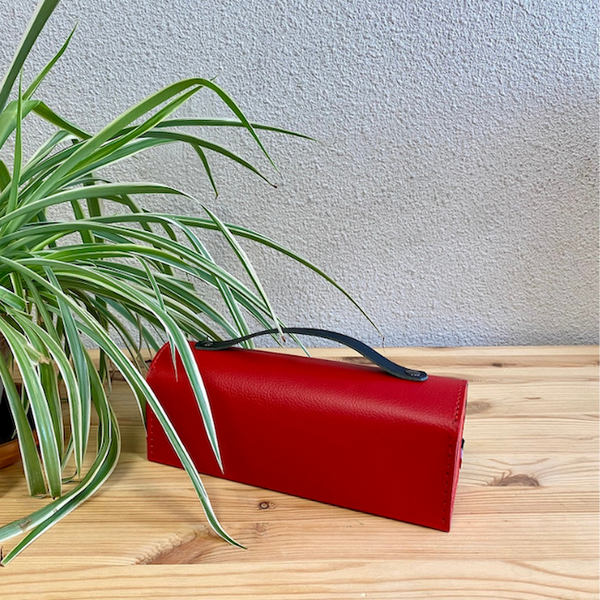 Sacoche de pétanque horizontale Rouge - Fabriquée en France – La Pétanque  du Dimanche
